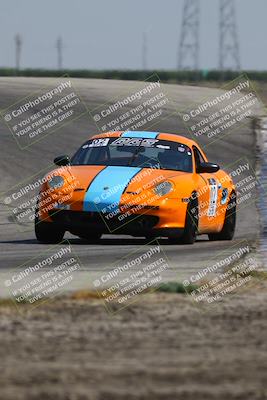 media/Jun-01-2025-PCA Golden Gate (Sun) [[9e4b10205a]]/Club Race/Race (Outside Grapevine)/